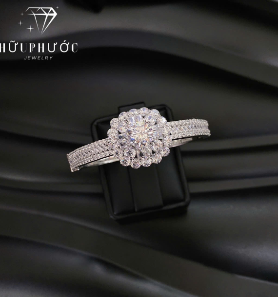 Vòng Vàng Trắng VT416 VT67