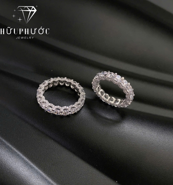 Nhẫn nữ full hột 01